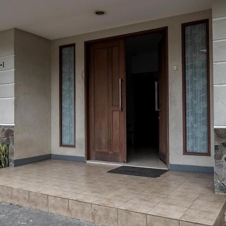 Reddoorz Near Supermall Karawaci 2 Tangerang Exteriör bild